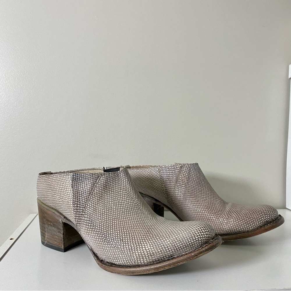 Freebird Shae Lizard Leather Heeled Boho Distressed Western Mules Boots 8